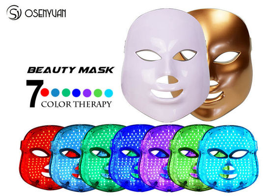 Chine Le photon de couleur du masque protecteur de thérapie de lumière de l&#039;acné LED de combat 7 a mené le rajeunissement de peau usine